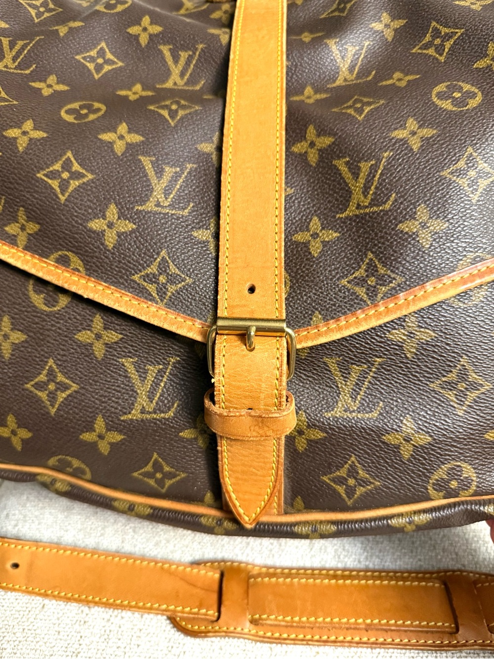 Authentic Louis Vuitton Saumur 35 in Monogram brown LV canvas M42254 - Picture 9 of 16